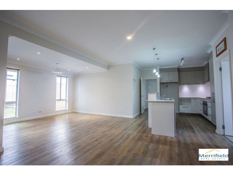 2/12 George Street, Yakamia WA 6330