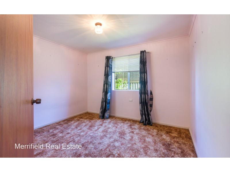 5 Lorenzo Way, Orana WA 6330