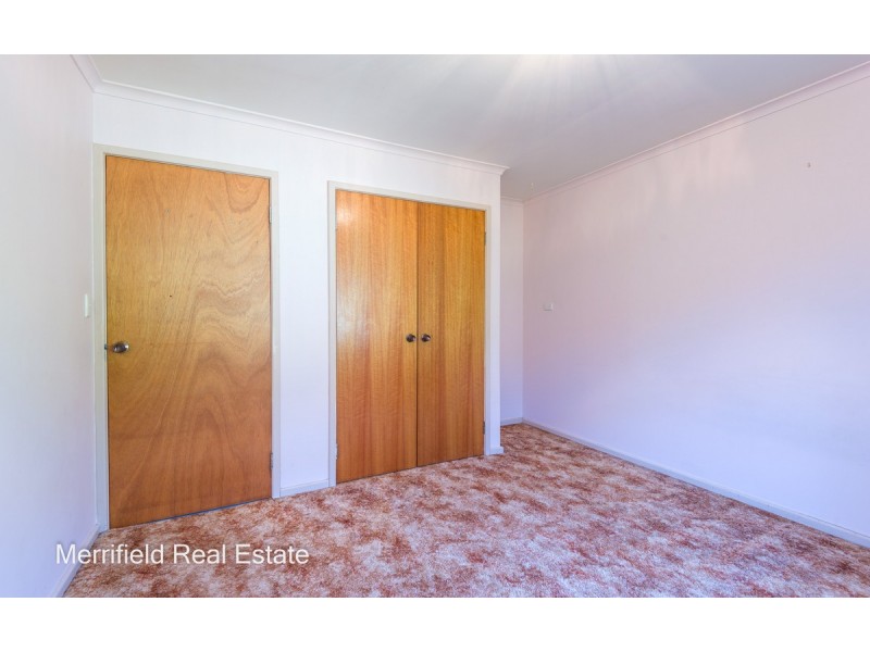 5 Lorenzo Way, Orana WA 6330