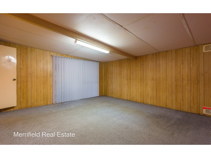 5 Lorenzo Way, Orana WA 6330