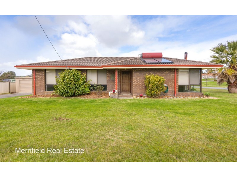 35 Sherwood Drive, Mckail WA 6330