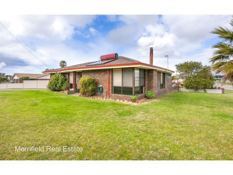 35 Sherwood Drive, Mckail WA 6330