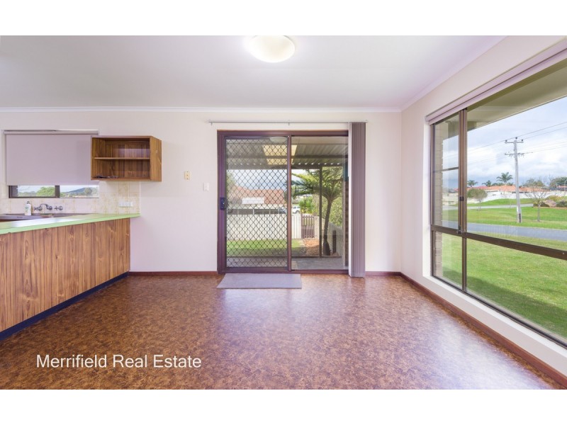35 Sherwood Drive, Mckail WA 6330