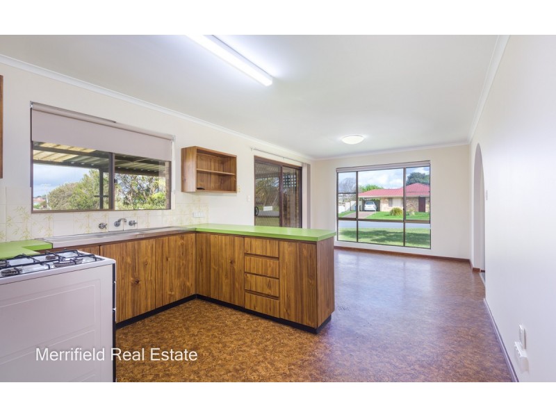 35 Sherwood Drive, Mckail WA 6330