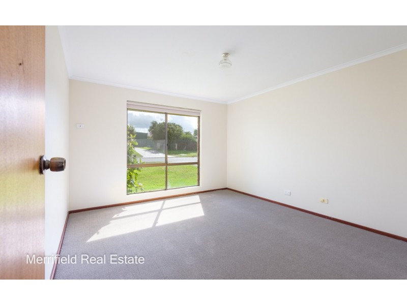 35 Sherwood Drive, Mckail WA 6330