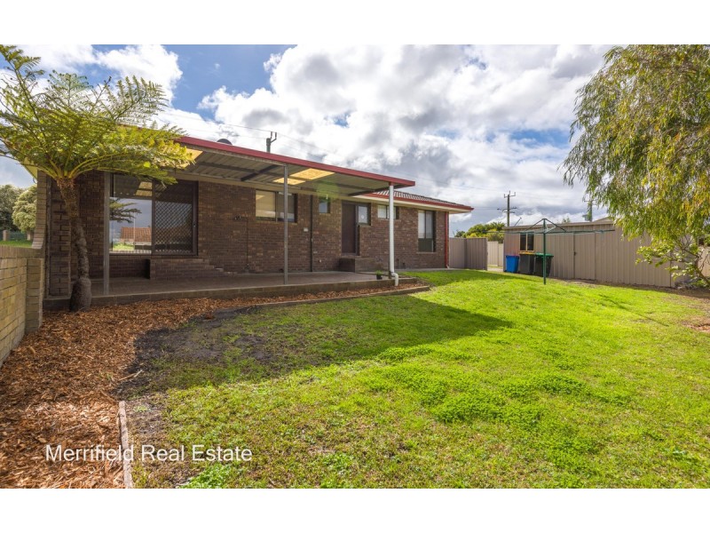 35 Sherwood Drive, Mckail WA 6330