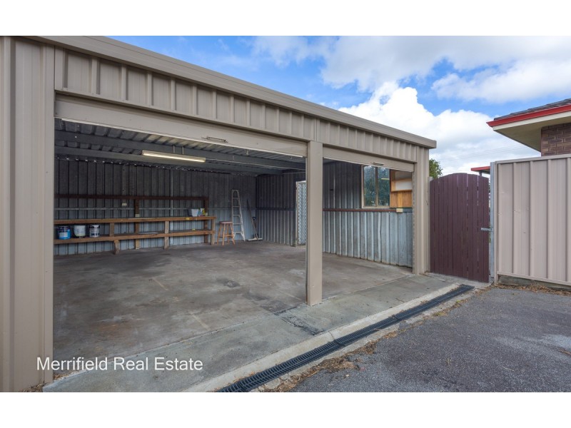 35 Sherwood Drive, Mckail WA 6330