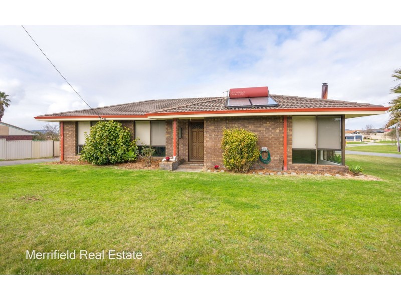 35 Sherwood Drive, Mckail WA 6330