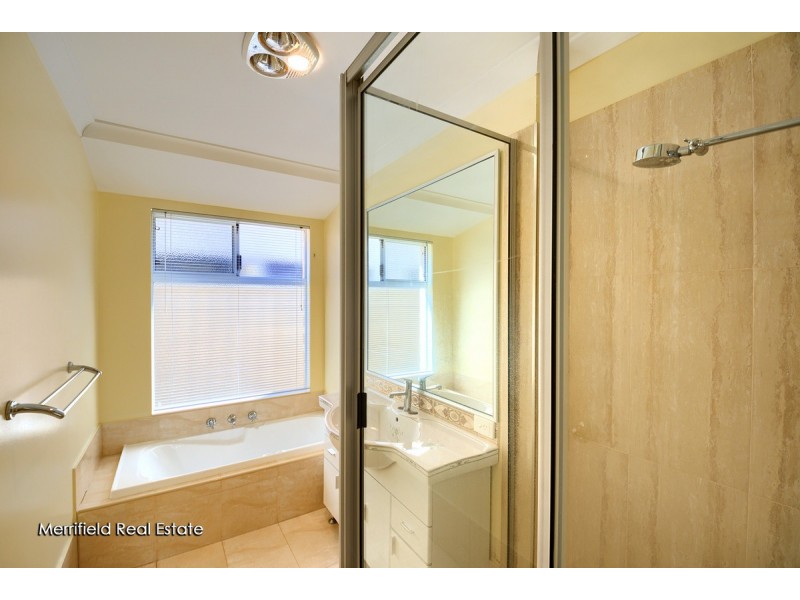 98 Angove Road, Spencer Park WA 6330