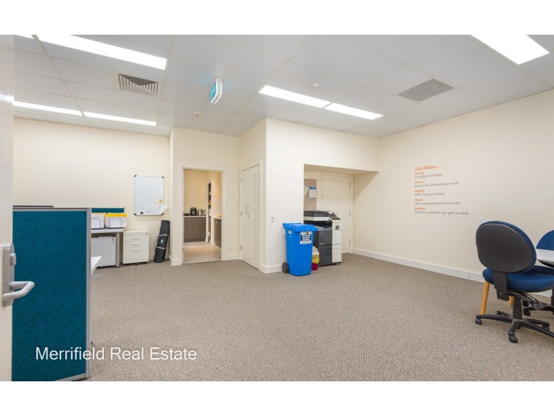 3/2 Barnesby Drive, Yakamia WA 6330