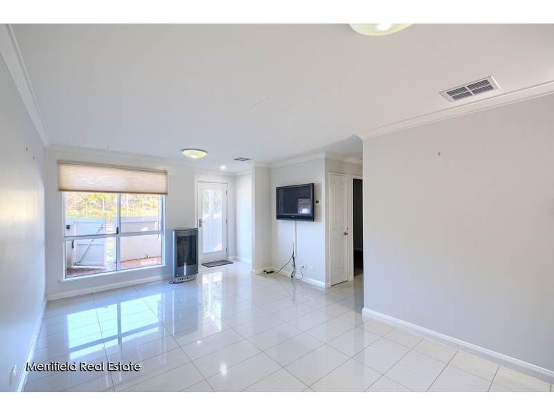 2/5 Barnett Street, Middleton Beach WA 6330