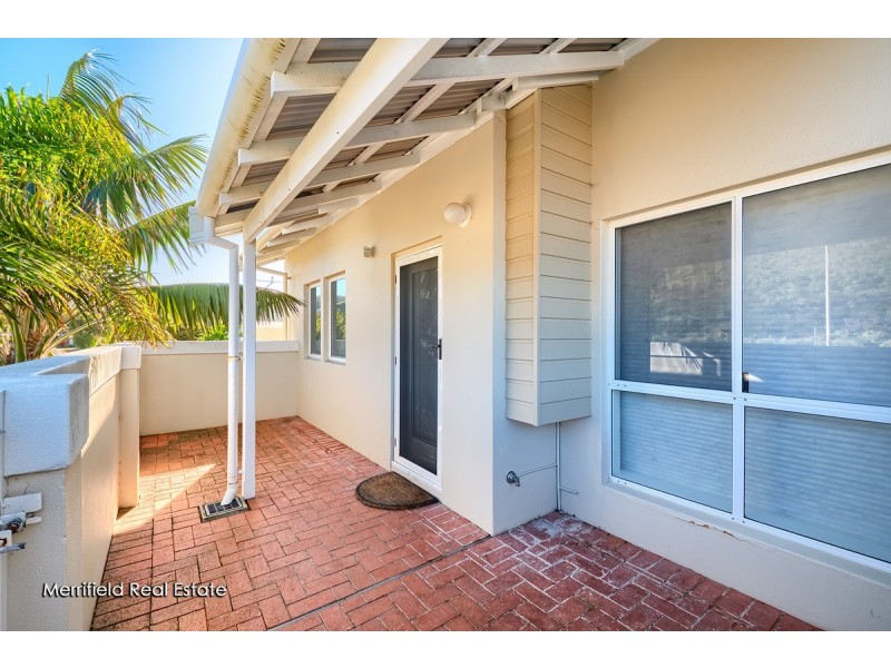 2/5 Barnett Street, Middleton Beach WA 6330
