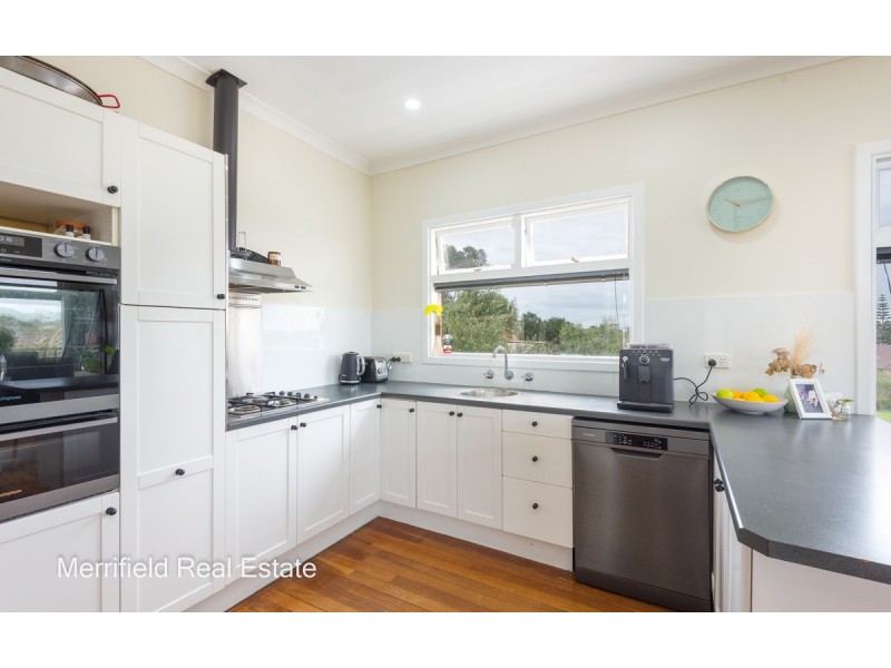 8 Taylor Street, Mira Mar WA 6330