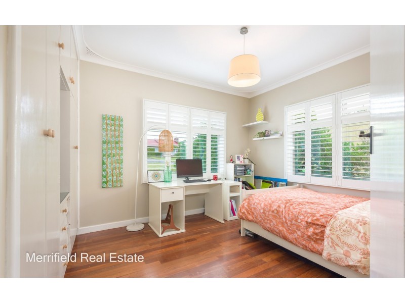 8 Taylor Street, Mira Mar WA 6330