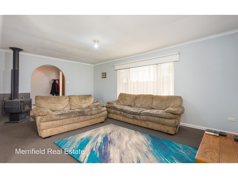 573 Albany Highway, Mckail WA 6330