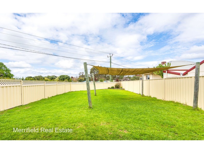 573 Albany Highway, Mckail WA 6330
