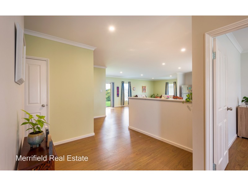 15 Weston Ridge, Willyung WA 6330