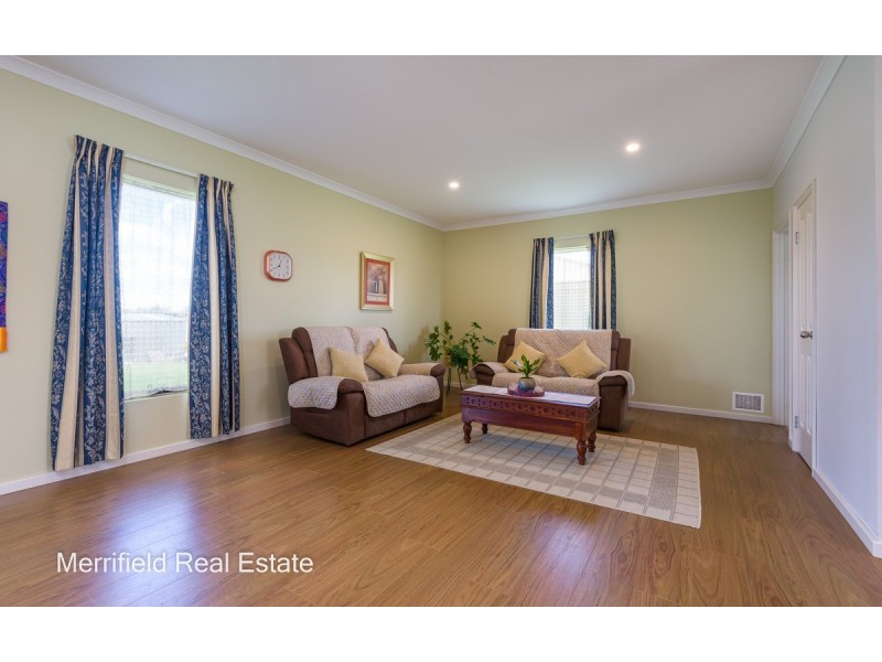 15 Weston Ridge, Willyung WA 6330