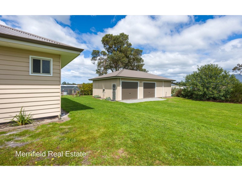 15 Weston Ridge, Willyung WA 6330
