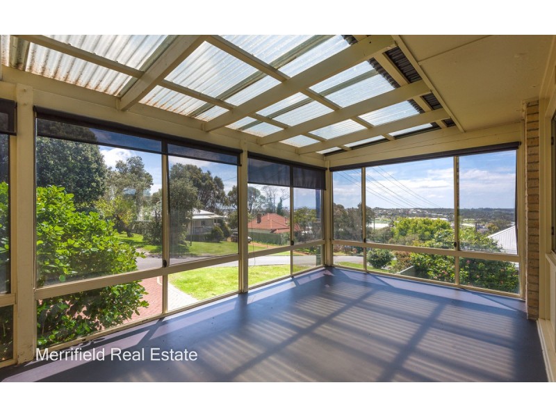 12 Johnston Street, Mount Melville WA 6330