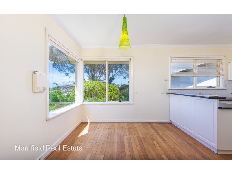 12 Johnston Street, Mount Melville WA 6330