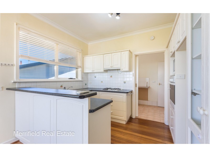 12 Johnston Street, Mount Melville WA 6330