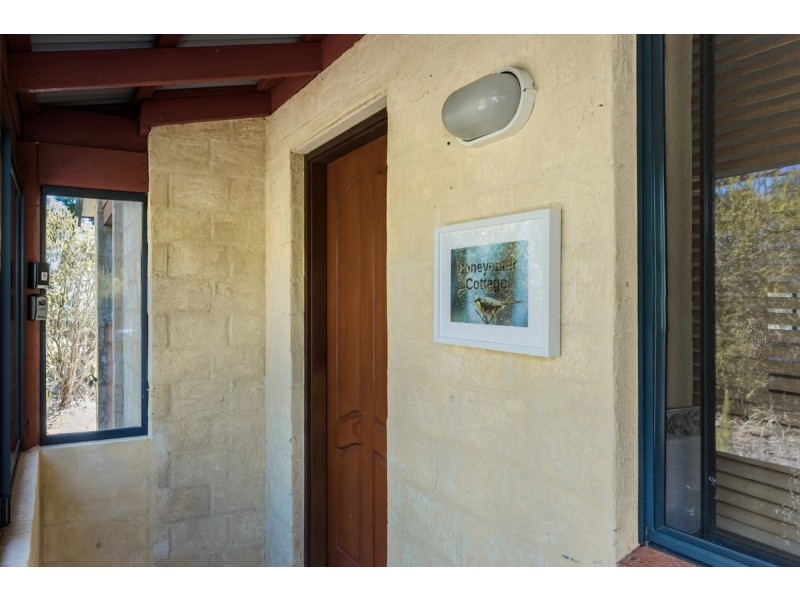 2/256 Cosy Corner Road, Kronkup WA 6330