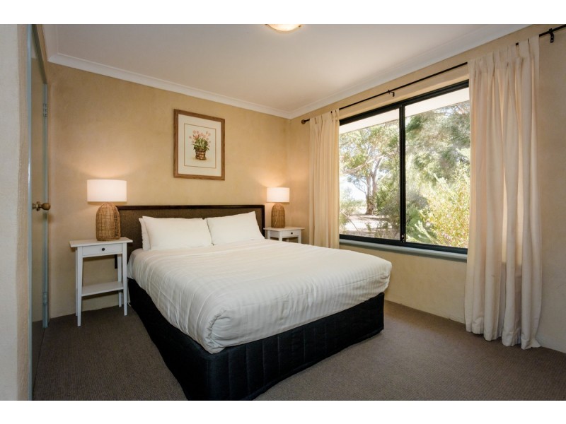 2/256 Cosy Corner Road, Kronkup WA 6330