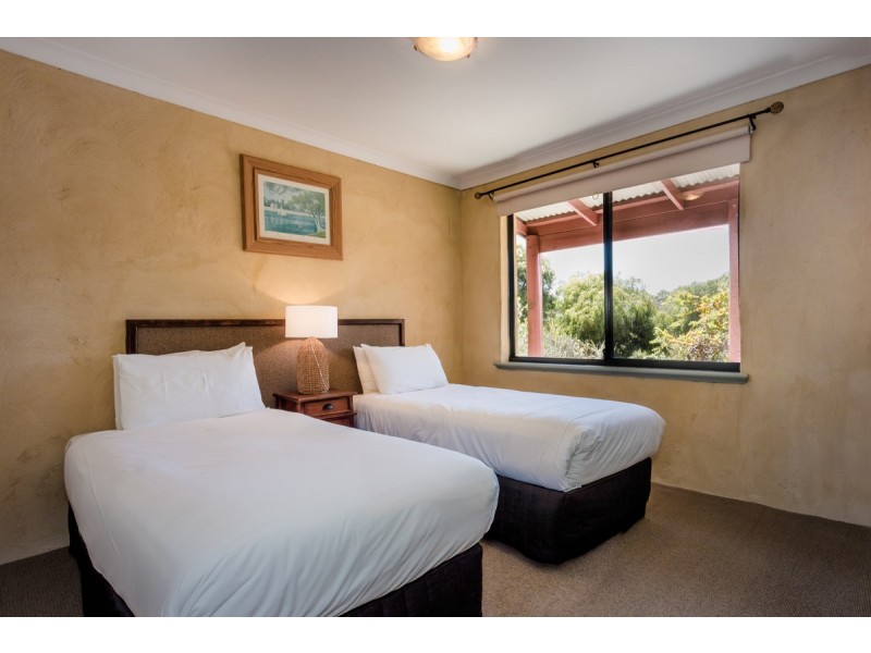 2/256 Cosy Corner Road, Kronkup WA 6330