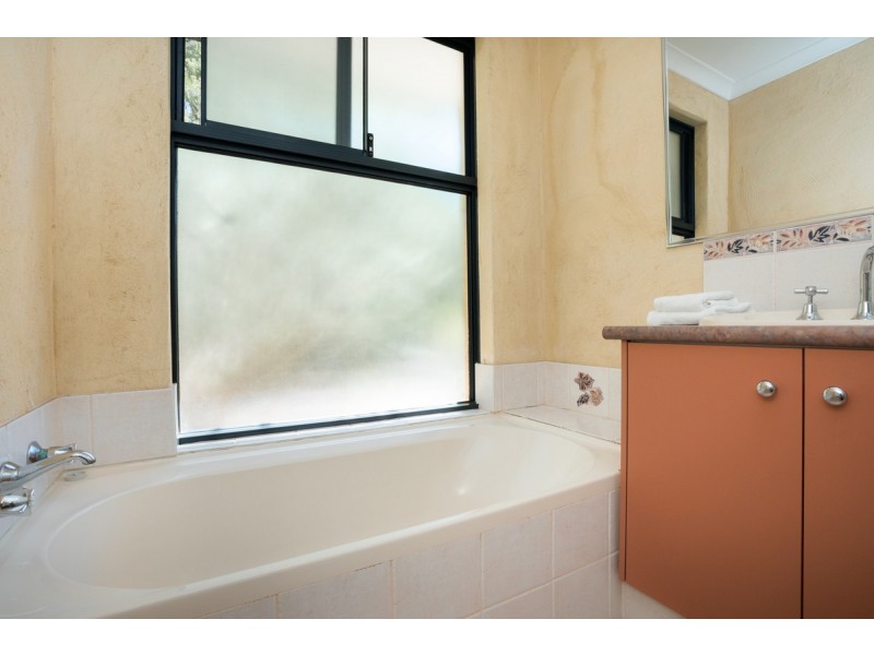 2/256 Cosy Corner Road, Kronkup WA 6330