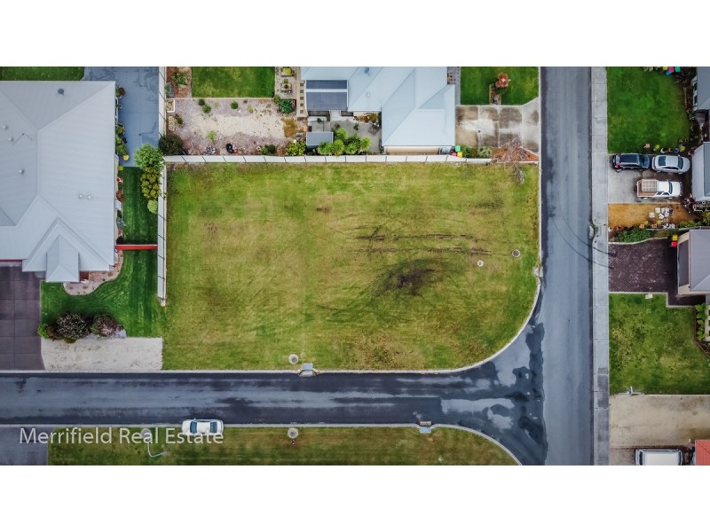 17 Orion Avenue, Mckail WA 6330