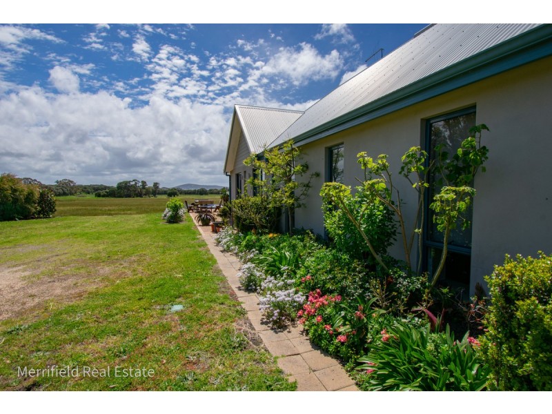 65 Humphrey Road, Big Grove WA 6330