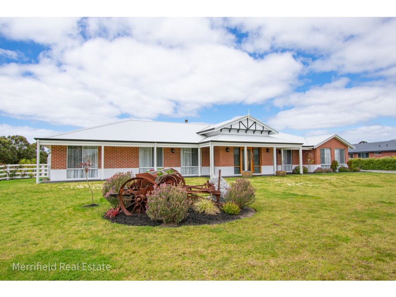 24 Nevile Rise, Willyung WA 6330
