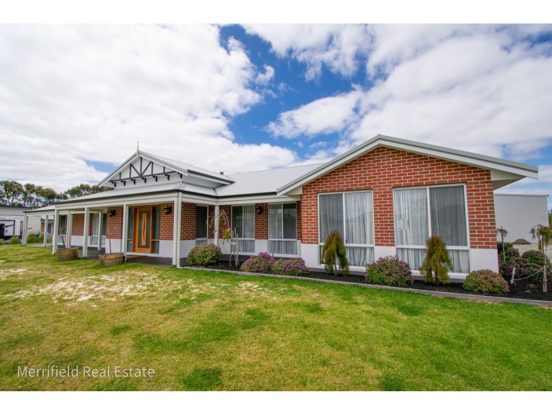 24 Nevile Rise, Willyung WA 6330
