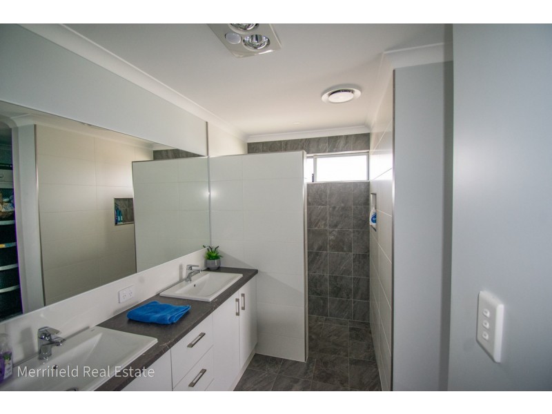 24 Nevile Rise, Willyung WA 6330