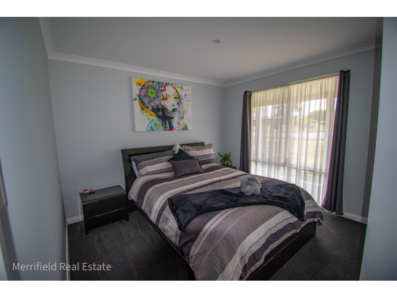 24 Nevile Rise, Willyung WA 6330