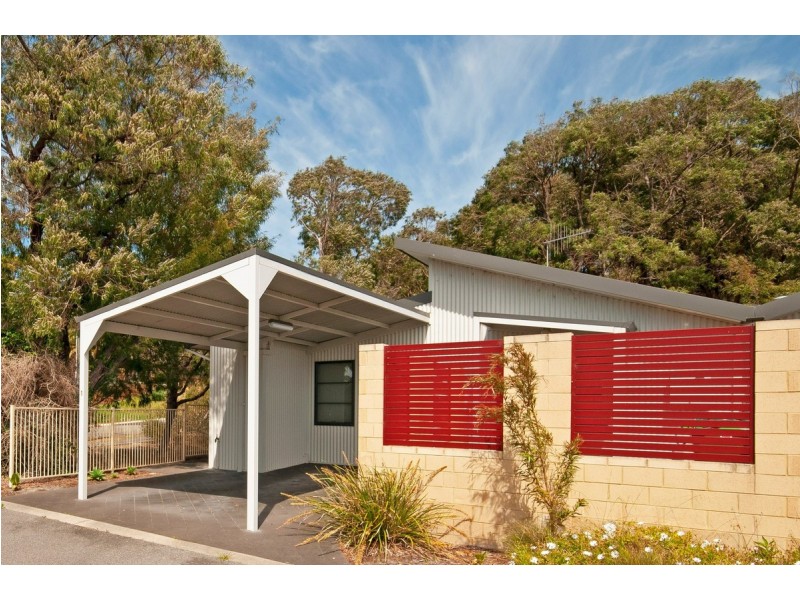 1/20 Grove Street West, Little Grove WA 6330