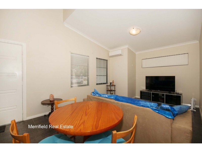 1/20 Grove Street West, Little Grove WA 6330