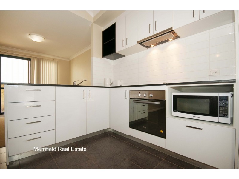 1/20 Grove Street West, Little Grove WA 6330