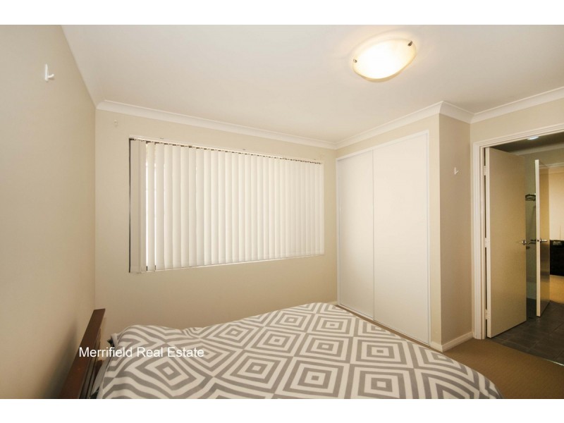 1/20 Grove Street West, Little Grove WA 6330