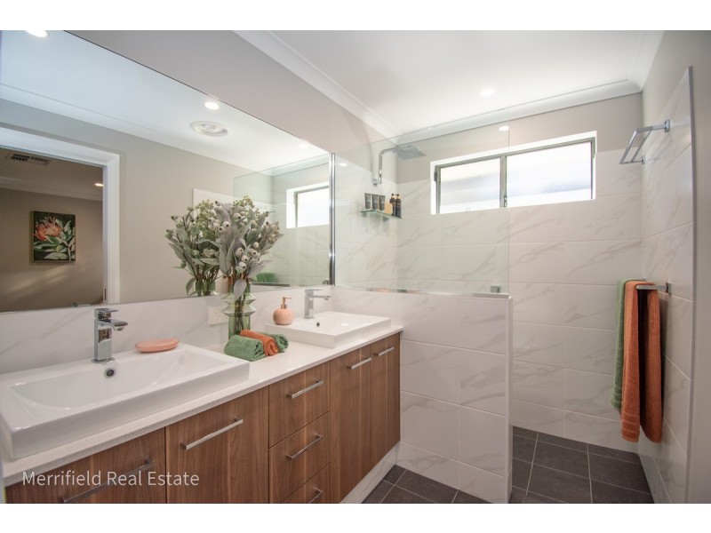 1 Barambah Circuit, Bayonet Head WA 6330