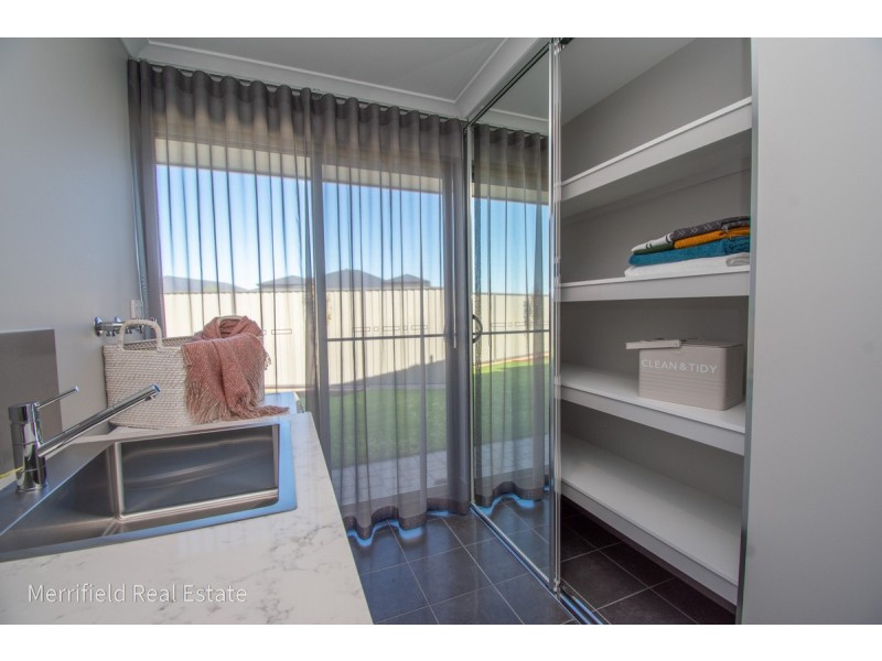 1 Barambah Circuit, Bayonet Head WA 6330