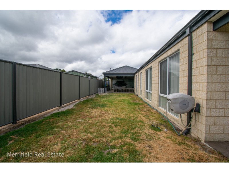 25 Grenfell Drive, Bayonet Head WA 6330