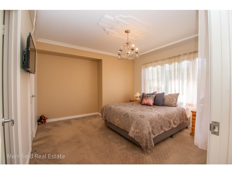 235B Albany Highway, Mount Melville WA 6330