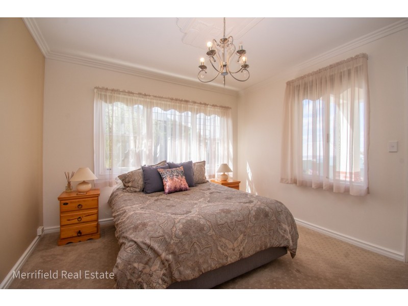 235B Albany Highway, Mount Melville WA 6330