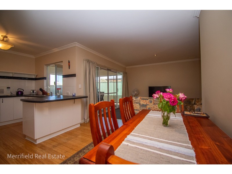 235B Albany Highway, Mount Melville WA 6330