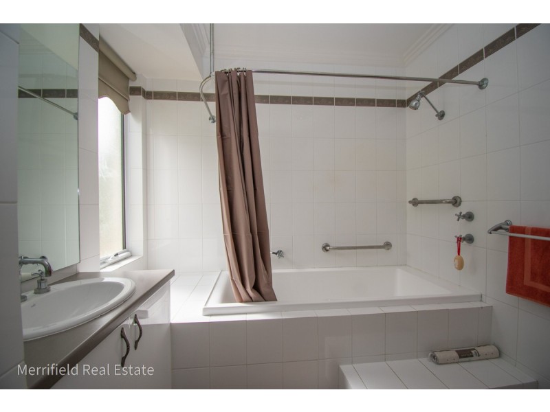 235B Albany Highway, Mount Melville WA 6330