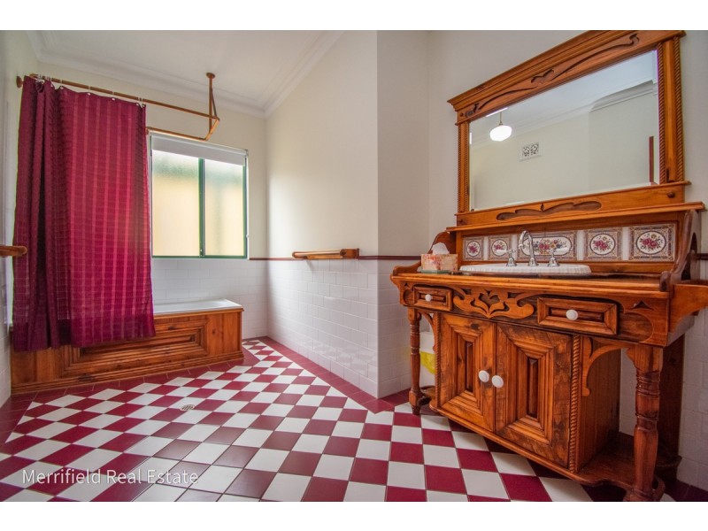 77 McBride Road, Goode Beach WA 6330