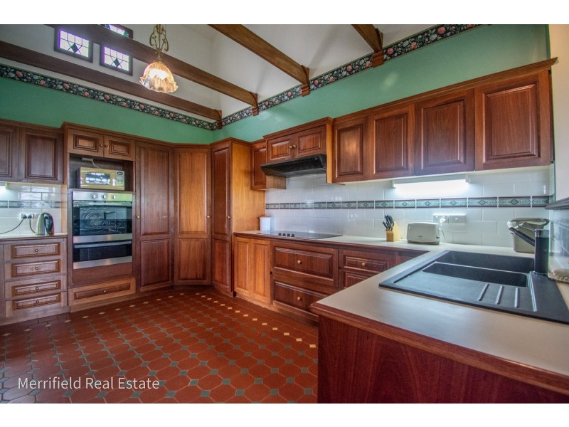 77 McBride Road, Goode Beach WA 6330