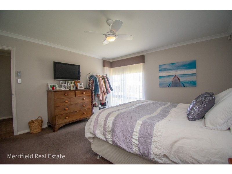 27 Notley Street, Yakamia WA 6330